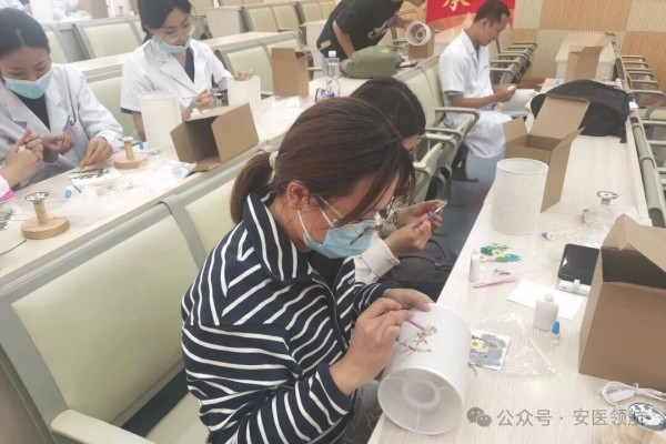 安医党建｜党建铸医魂  师恩耀初心
